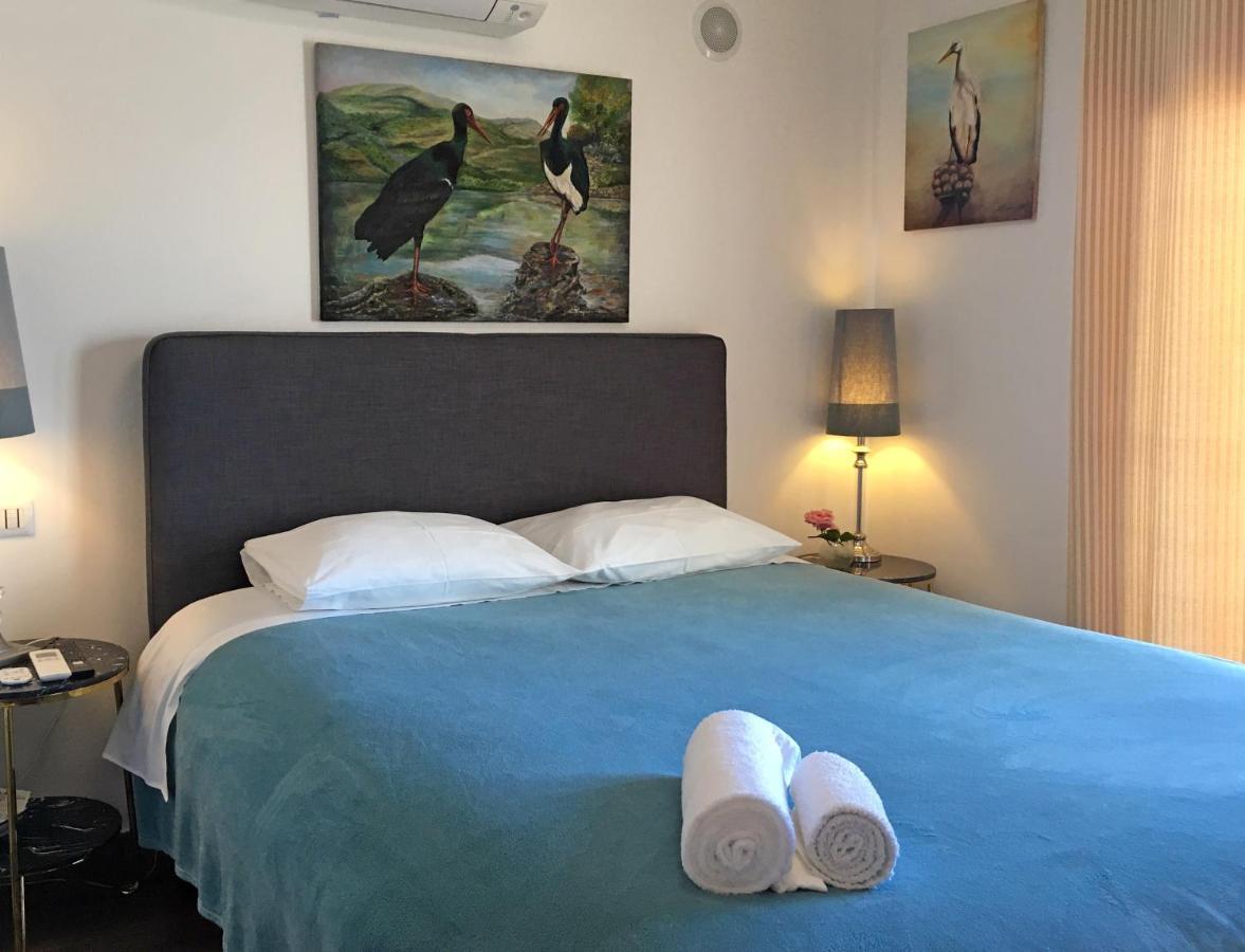 Sleep In Bucelas Extérieur photo